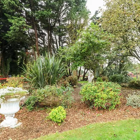 Holiday home Ballysheen House *